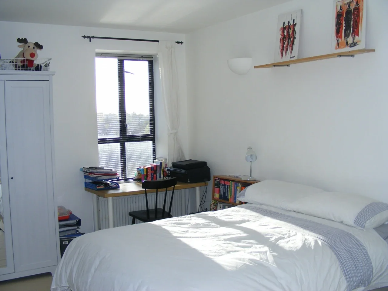 Flat Streatham High Road in Greater London