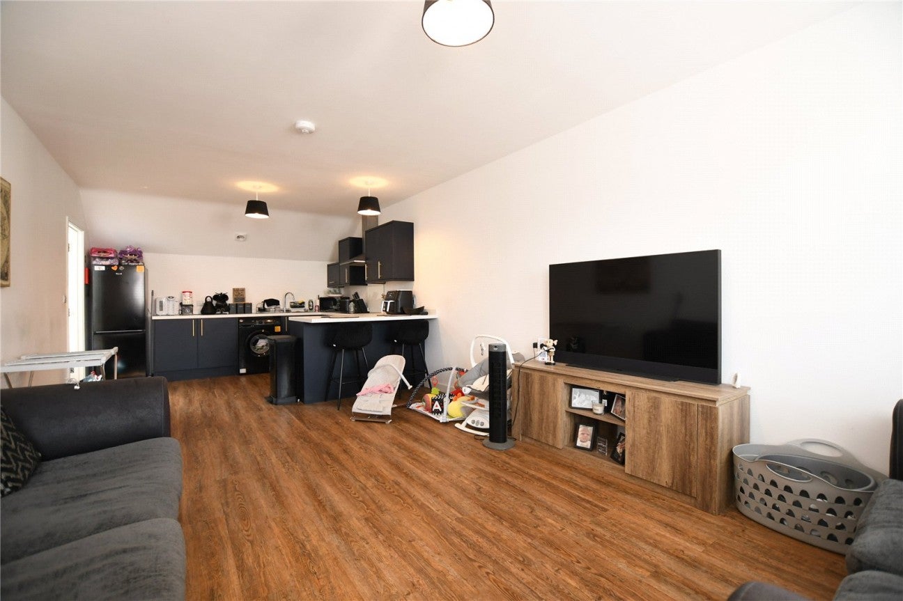 Flat Albert Avenue (Parsley Lane) in Weston-super-Mare