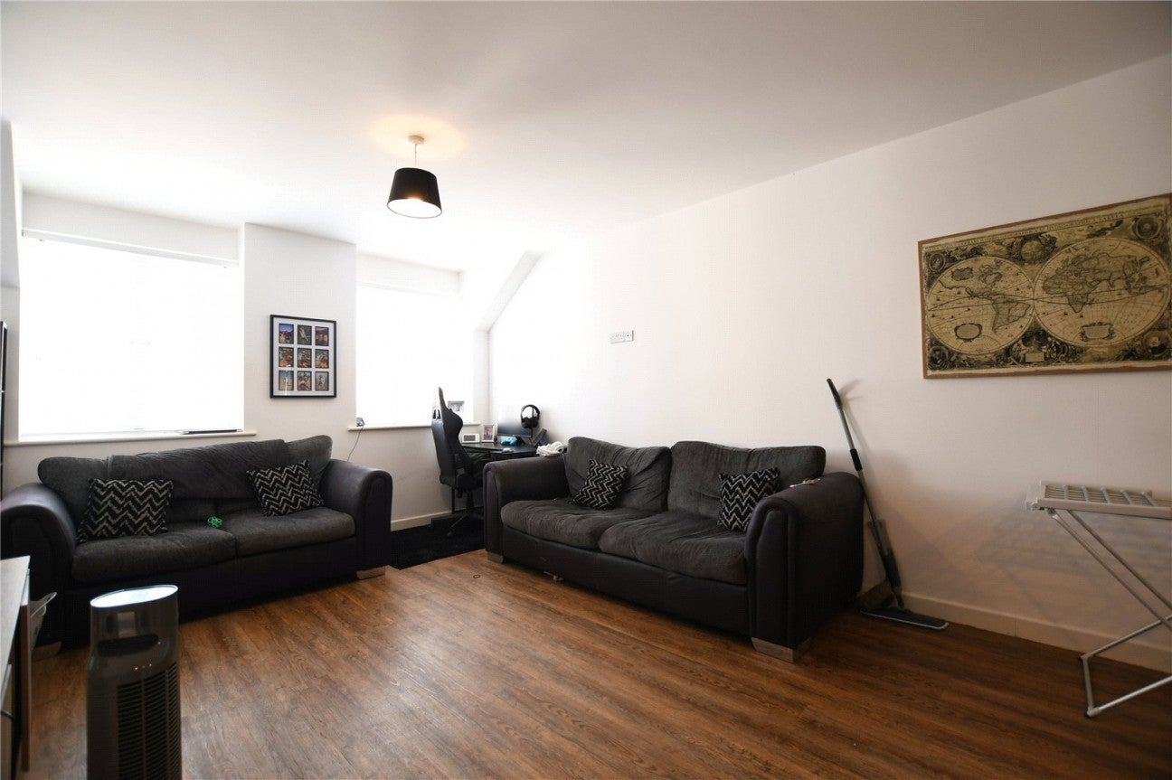 Flat Albert Avenue (Parsley Lane) in Weston-super-Mare
