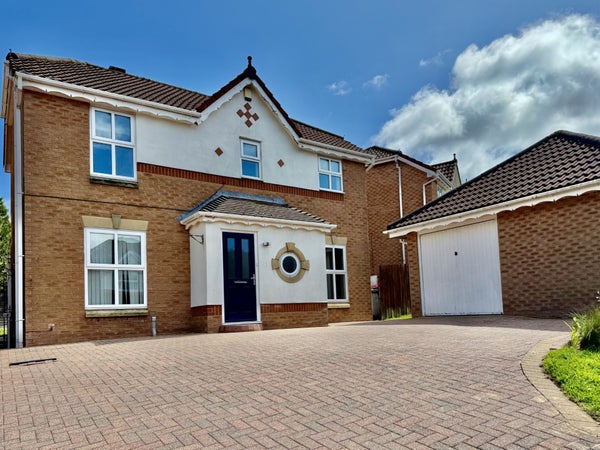 House The Briars in Preston
