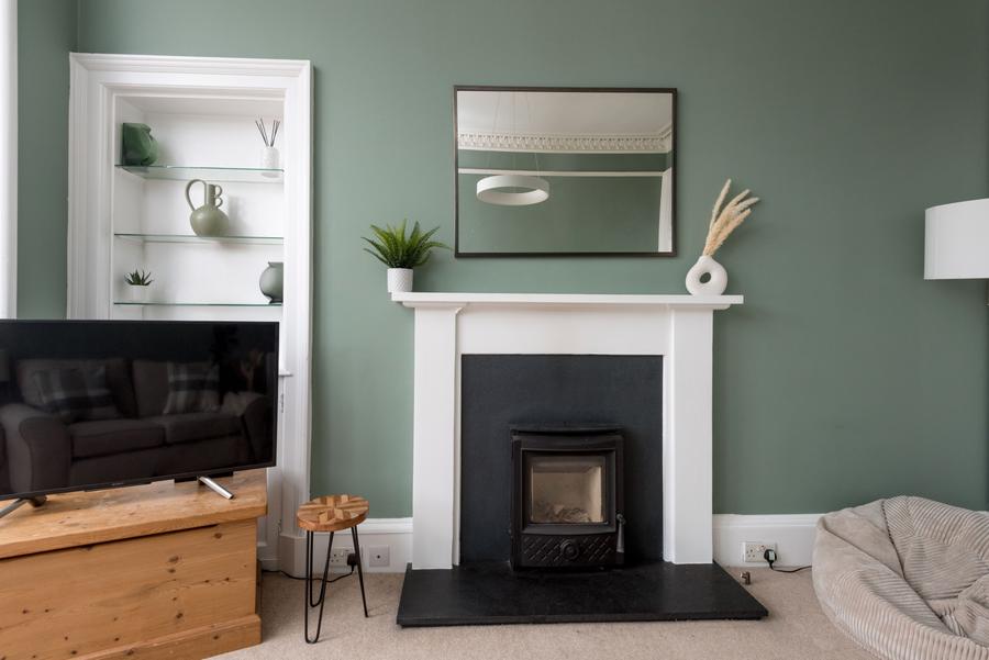 Flat Learmonth Grove in City of Edinburgh