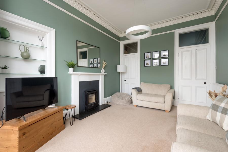 Flat Learmonth Grove in City of Edinburgh
