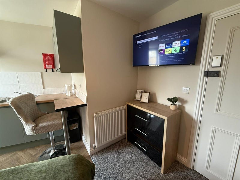 Room Nottingham Road in Mansfield Woodhouse