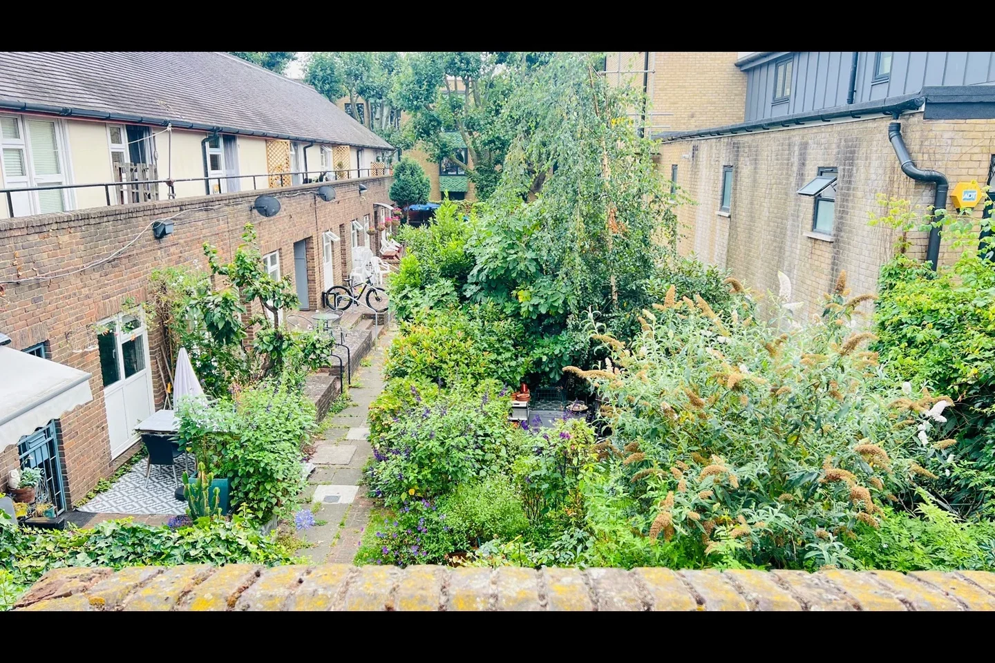 House Setchell Way in Greater London