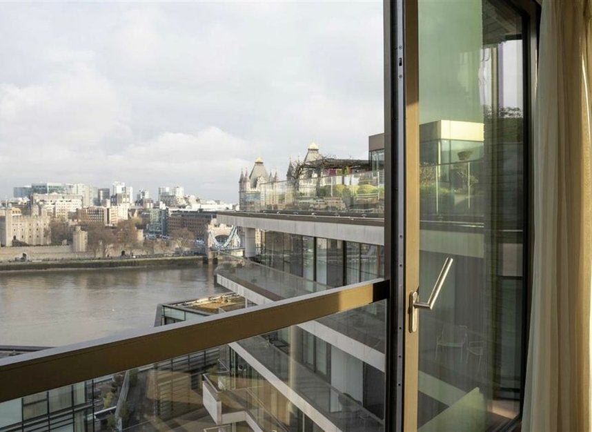 Flat Shad Thames in Greater London