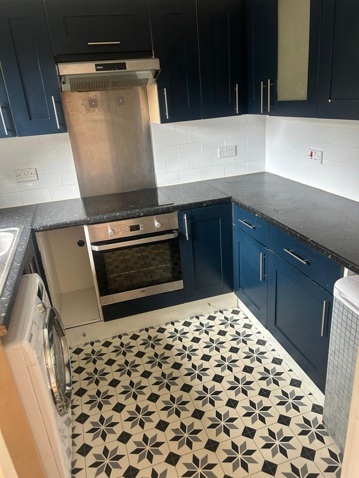 Flat Welsummer Way in Cheshunt