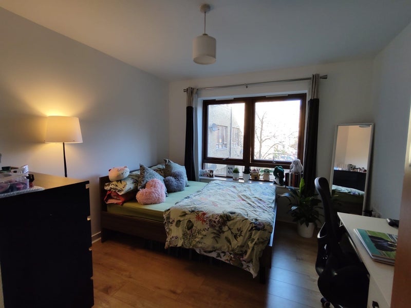 Room Barchester Street in Greater London