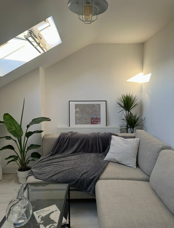 Flat Osbaldeston Road in Greater London