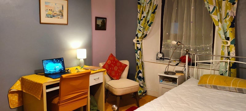 Room Broad Street in Glasgow