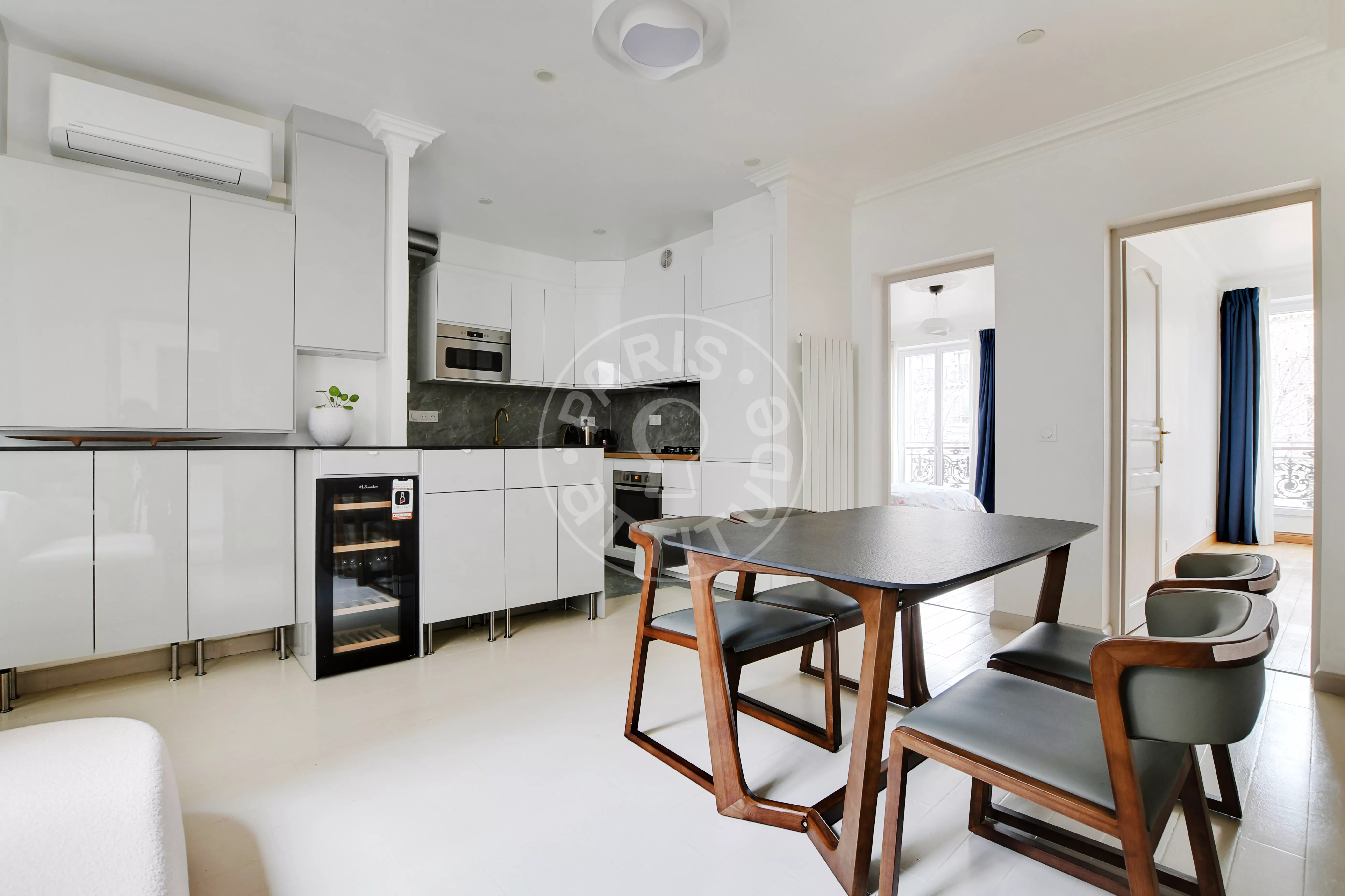 Appartement Rue de Metz à Paris