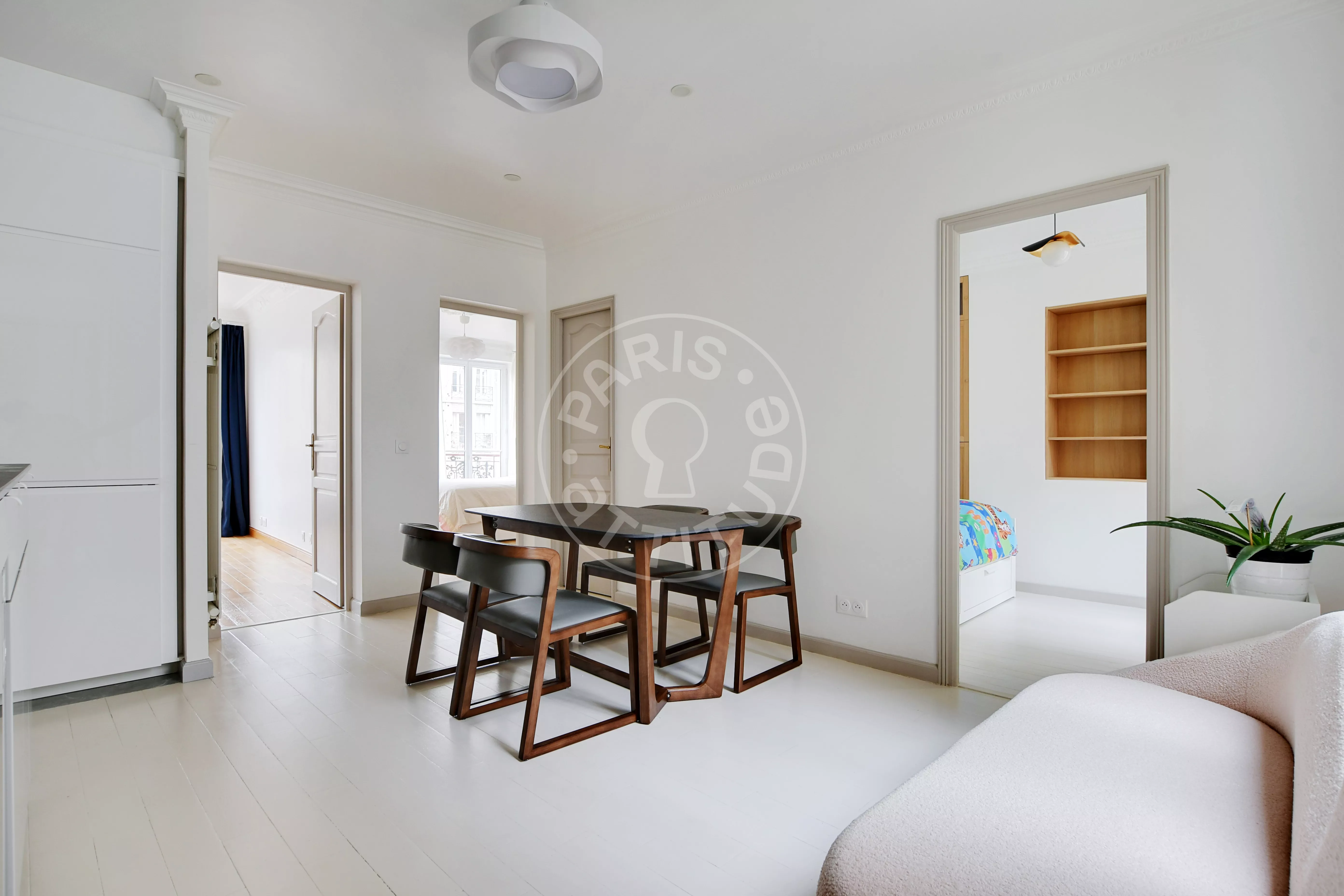 Flat Rue de Metz in Paris