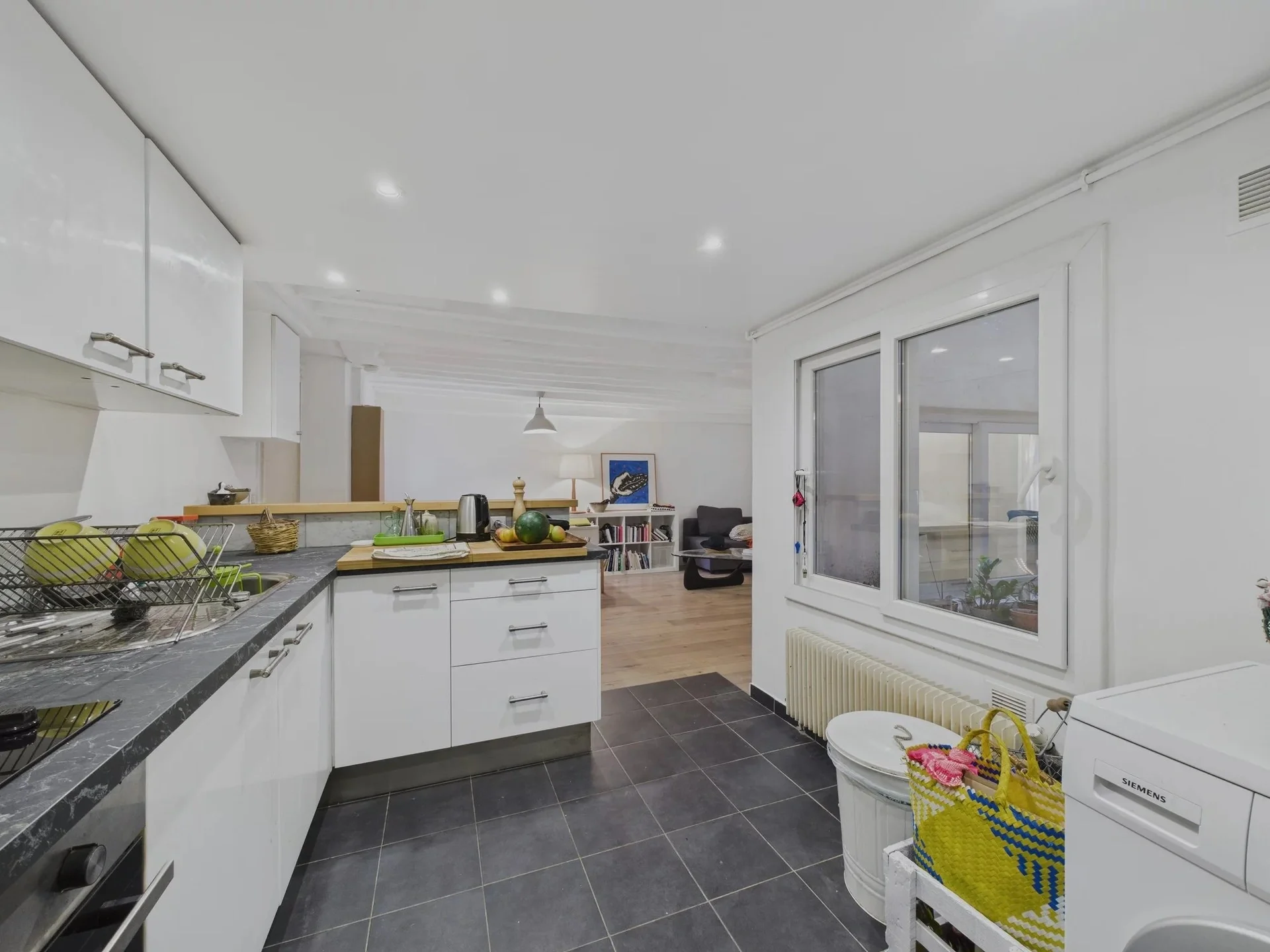 Flat Rue du Faubourg Saint-Martin in Paris