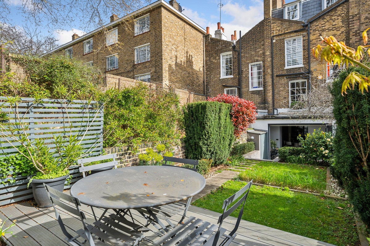House Rees Street in Greater London