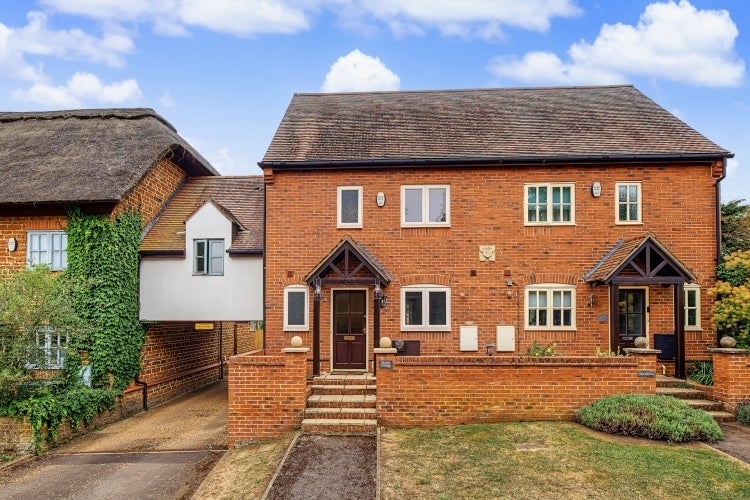 House Sibford Road in Cherwell District