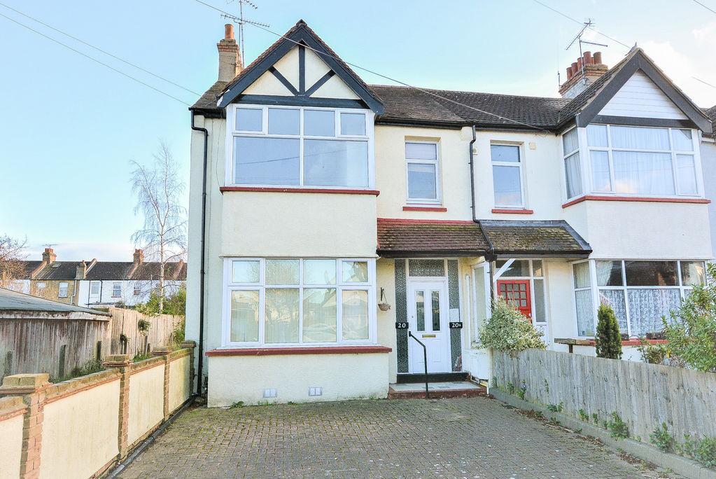 Flat Durham Road in Southend-on-Sea