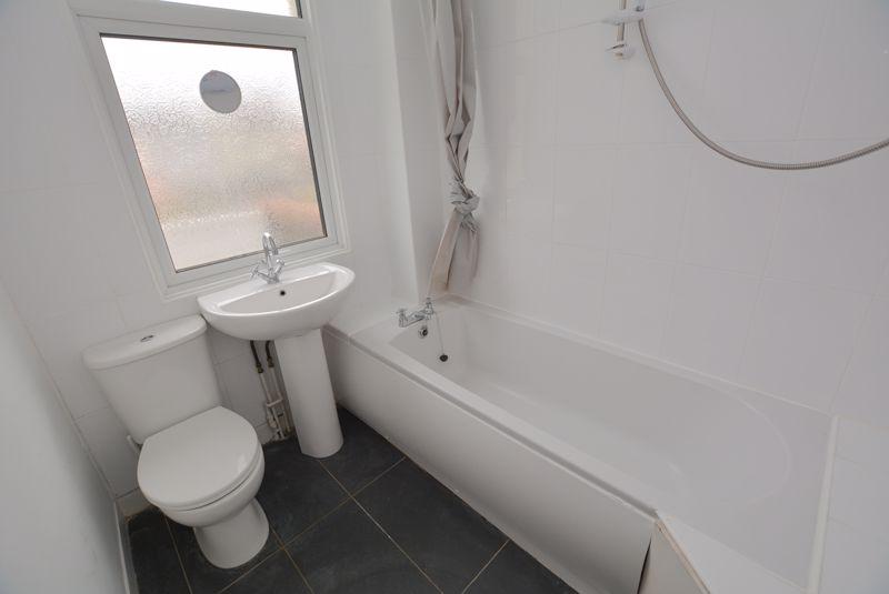Flat Durham Road in Southend-on-Sea