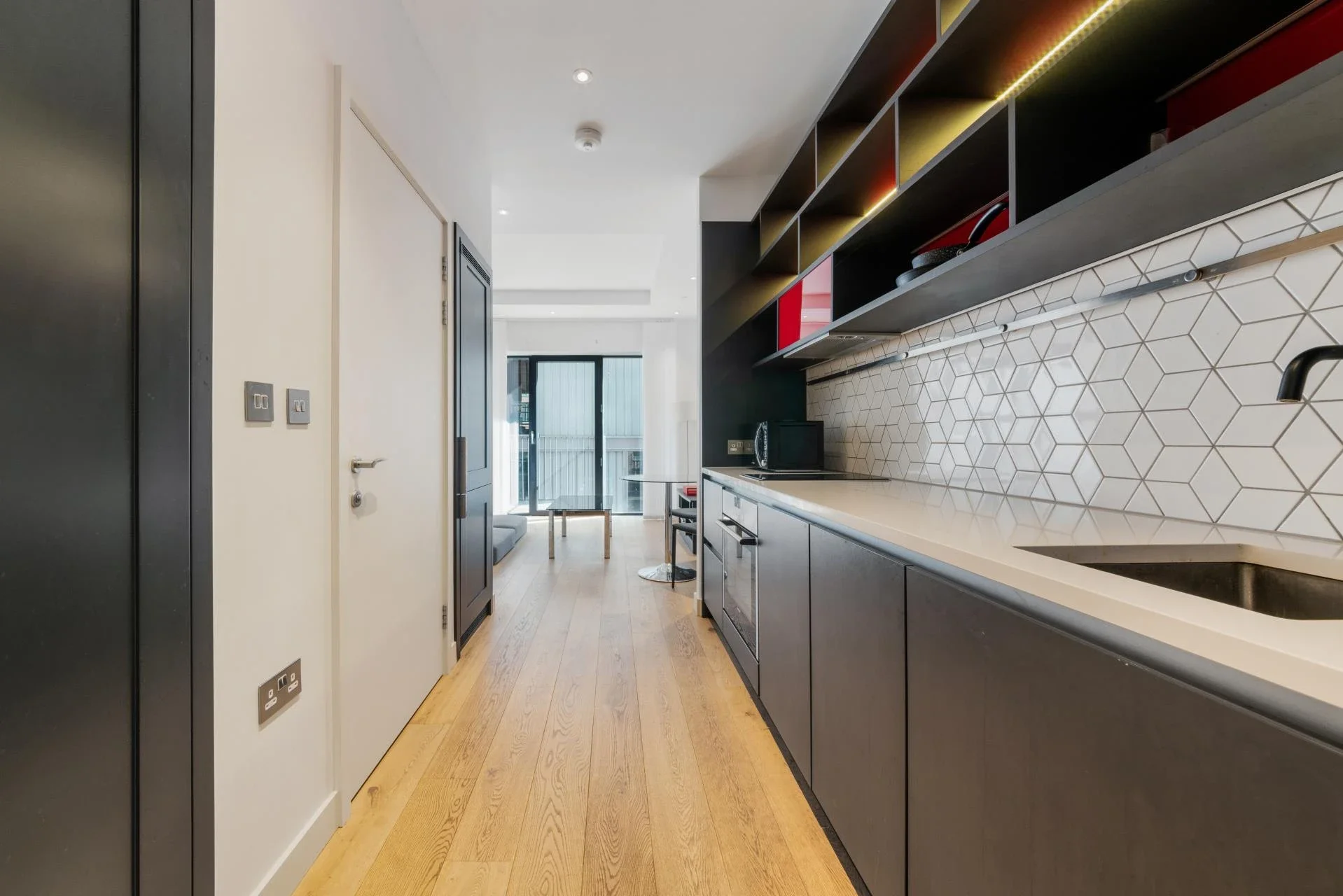 Flat Lyell Street in Greater London