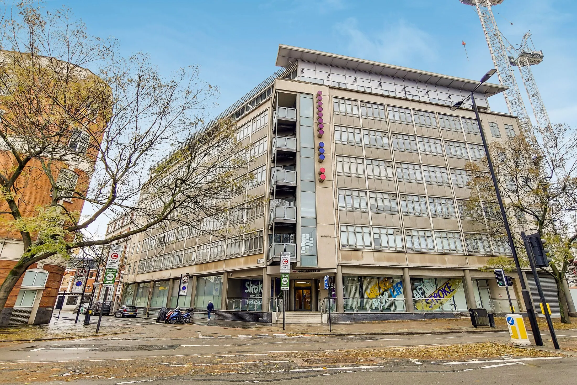 Flat Dingley Road in Greater London