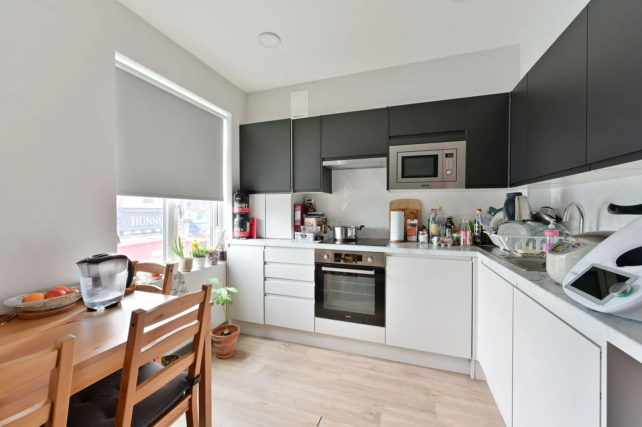 Flat Wimbledon Park Road in Greater London