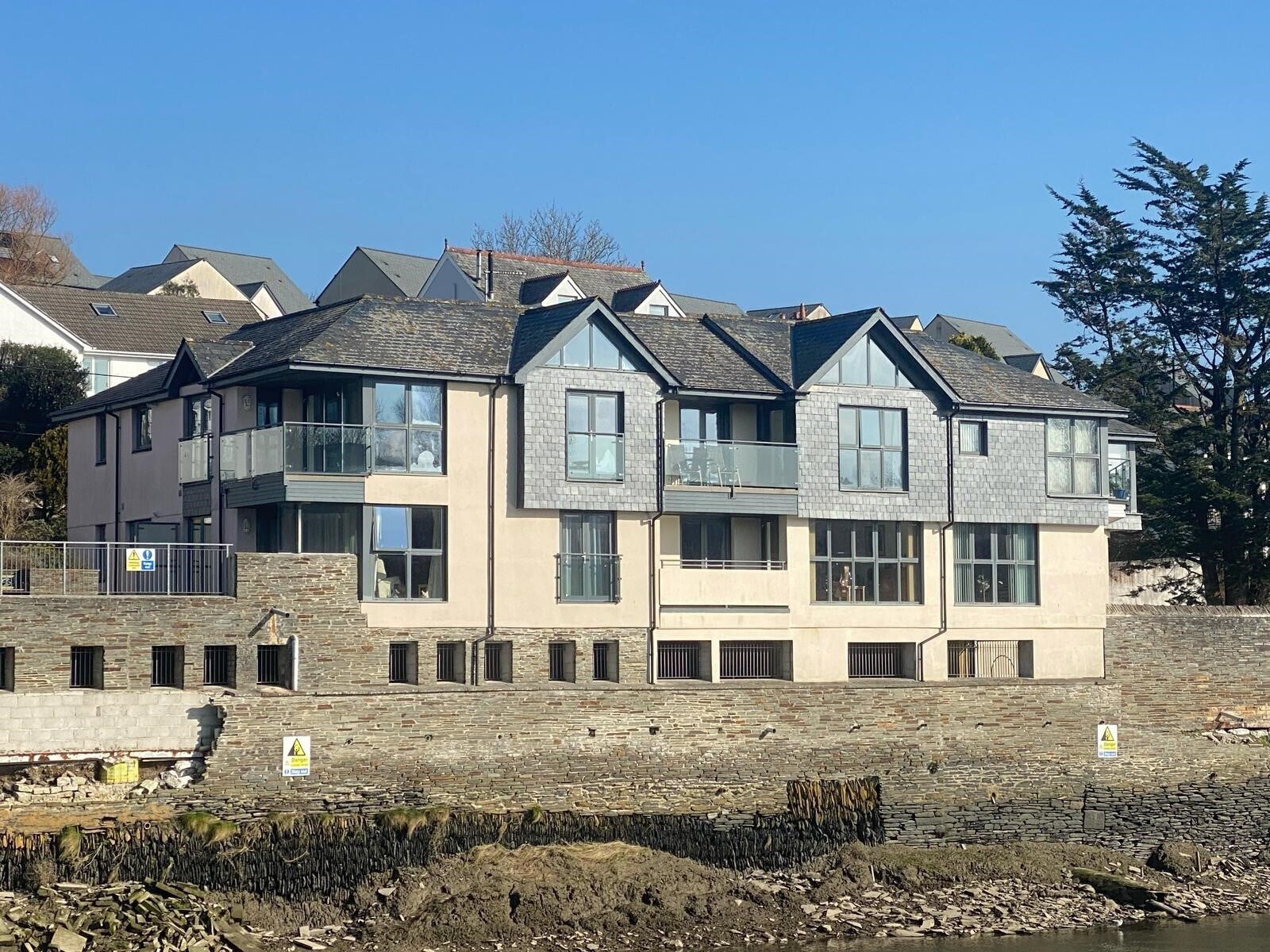 Flat Egloshayle Road in Wadebridge
