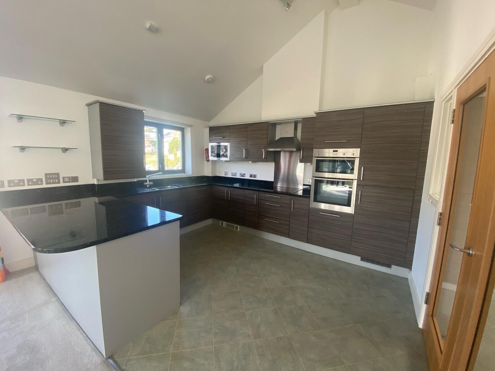 Flat Egloshayle Road in Wadebridge