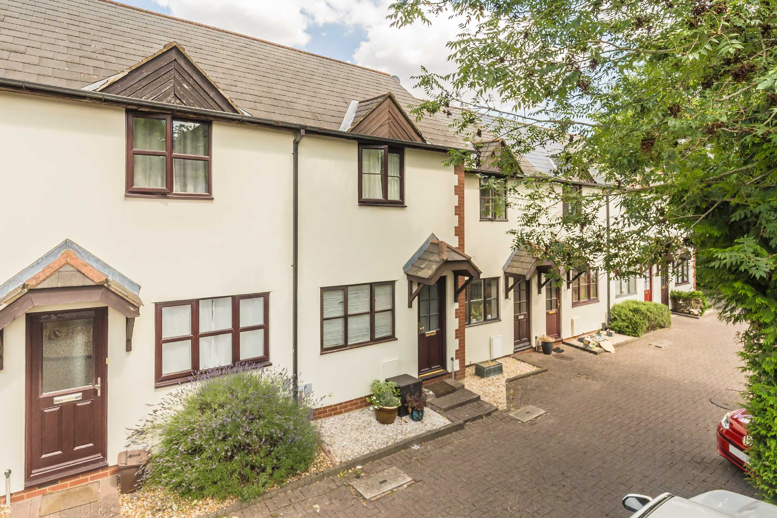House Dundonald Road in Greater London