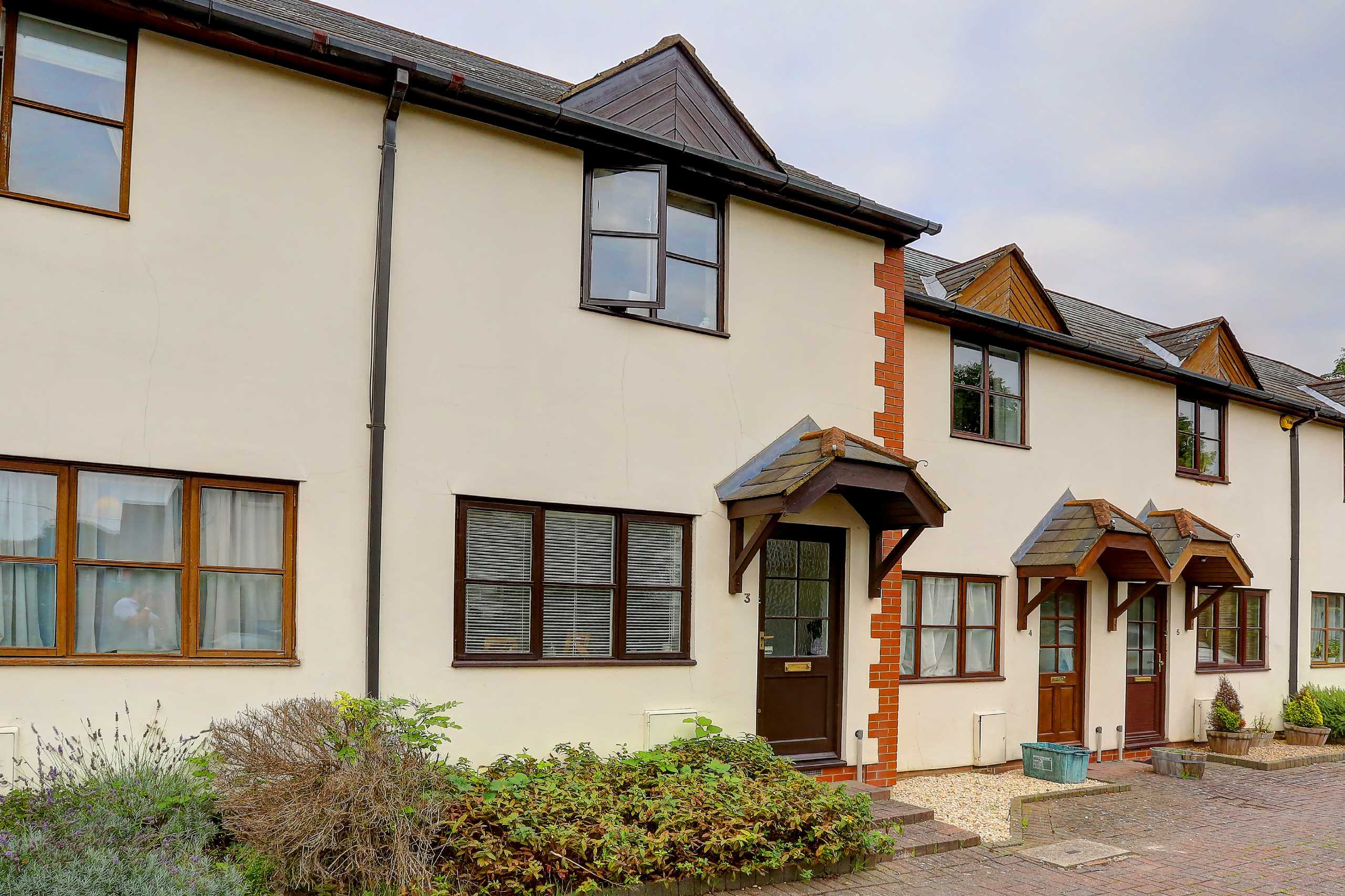 House Dundonald Road in Greater London