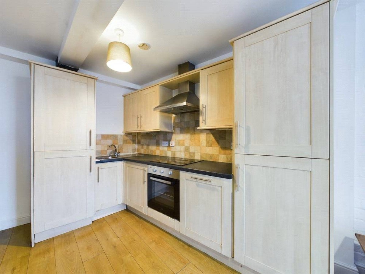 Flat Piccadilly in Bradford