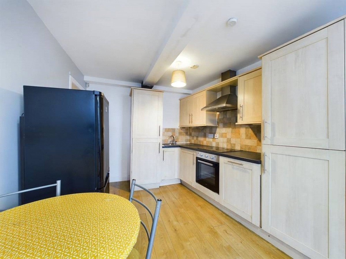 Flat Piccadilly in Bradford