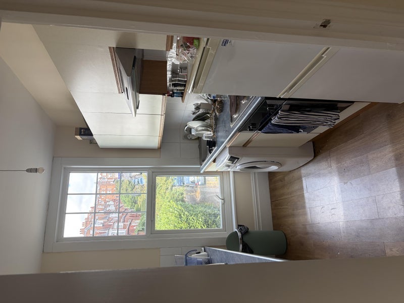 Room Hillfield Park in Greater London