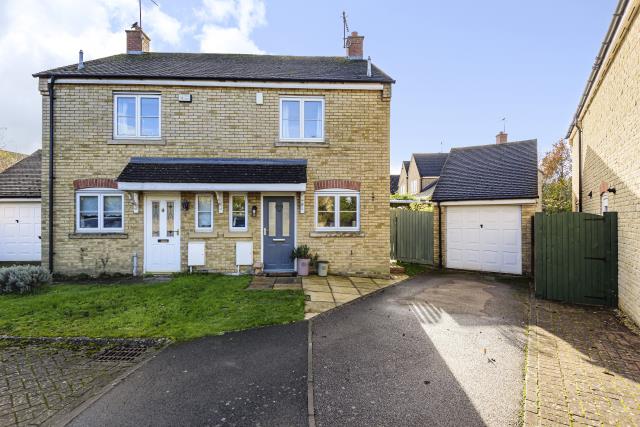 House Corncrake Way in Cherwell District