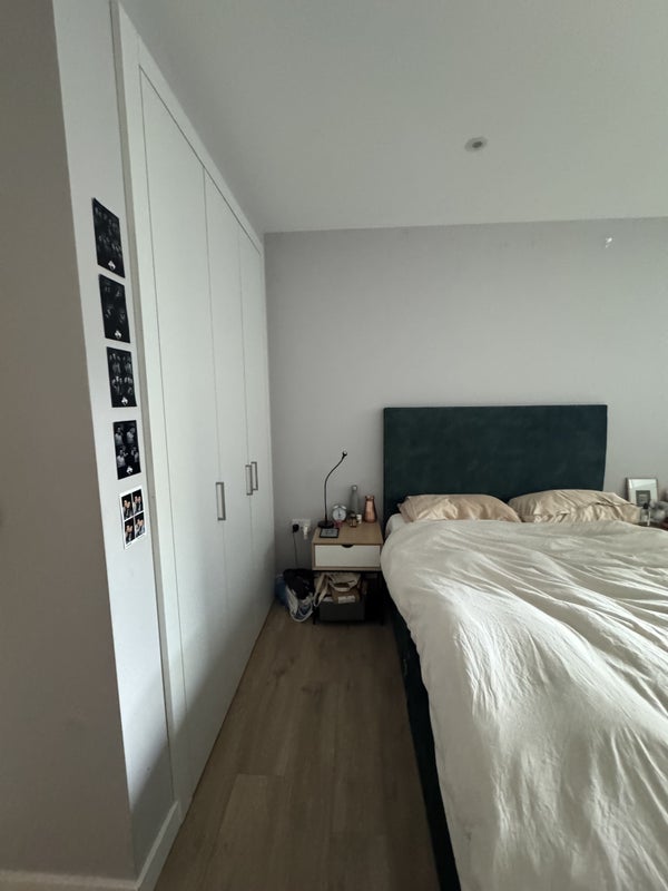 Flat Portlands Court in Greater London