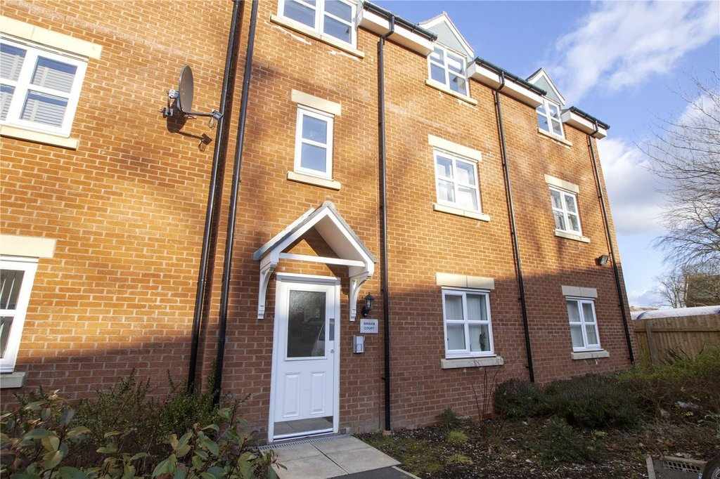 Flat Escelie Way in Birmingham