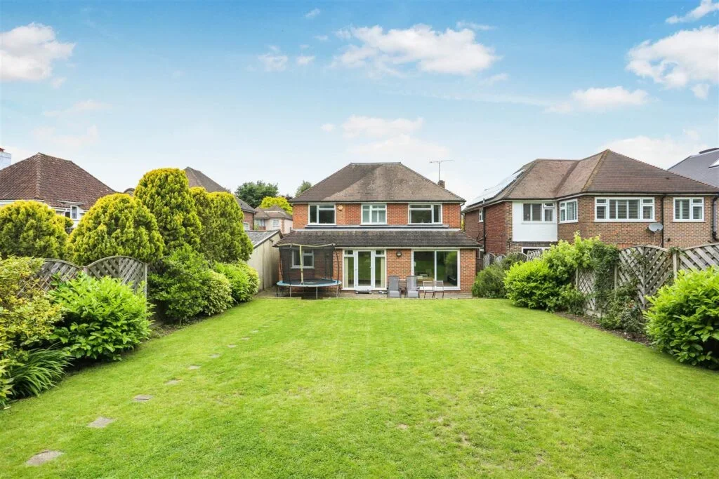 House Abinger Avenue in Epsom and Ewell