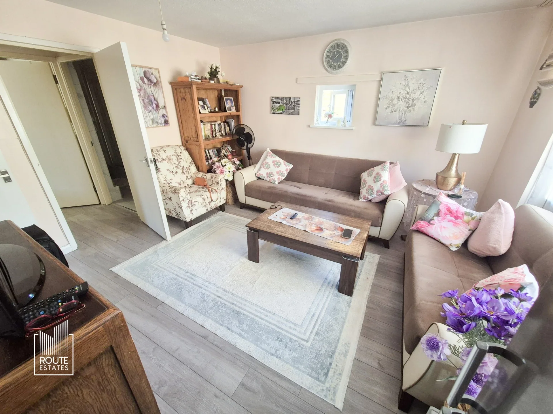 Flat Hargrave Park in Greater London