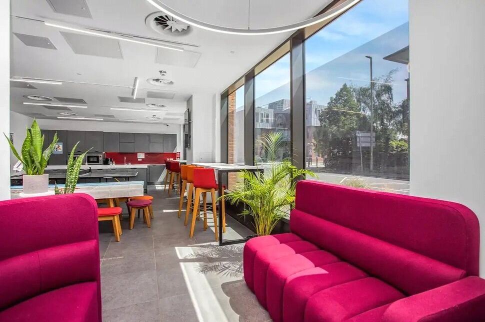 Flat Magna Square in Borough of Runnymede