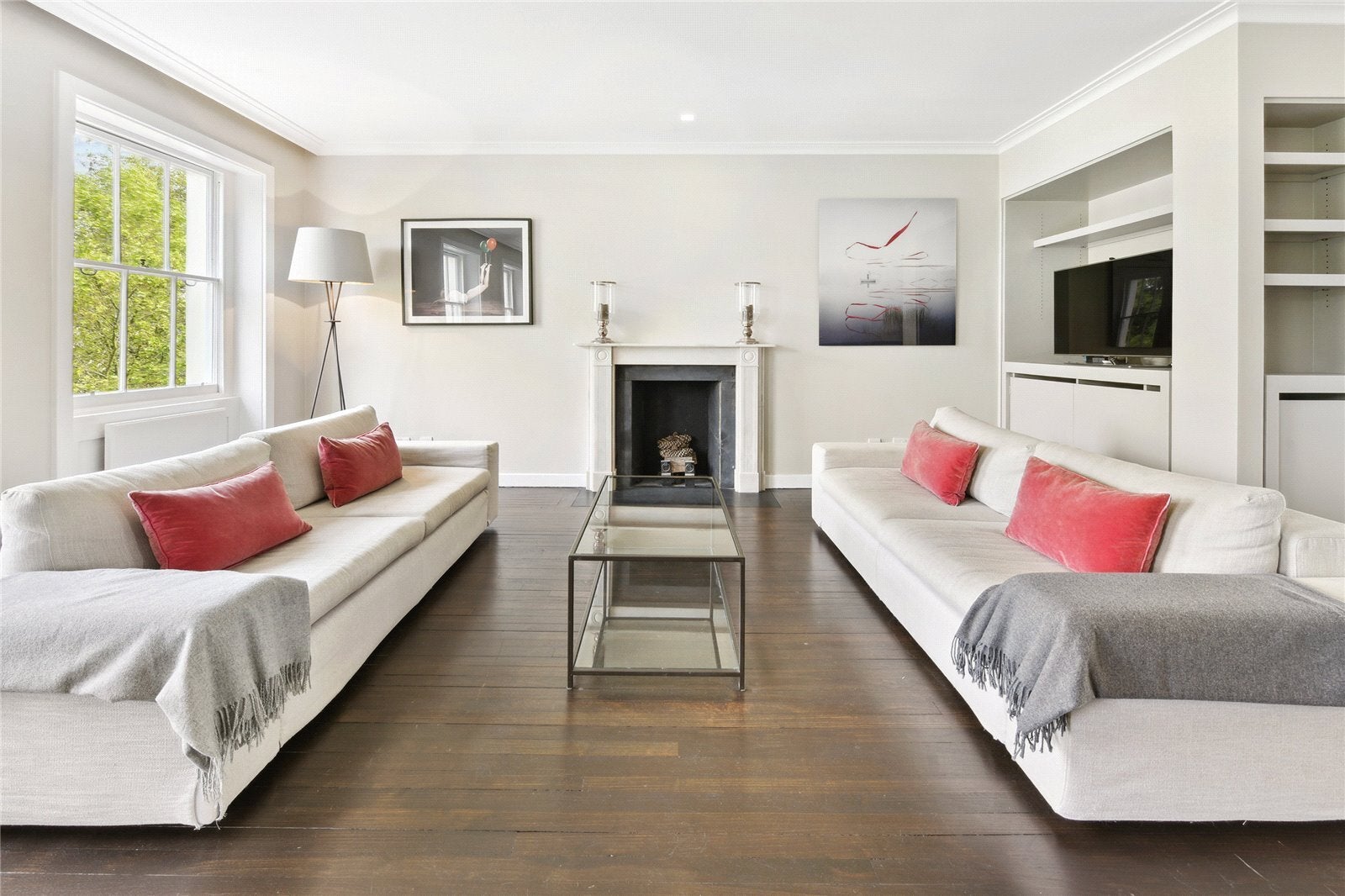Flat Cambridge Street in City of Westminster