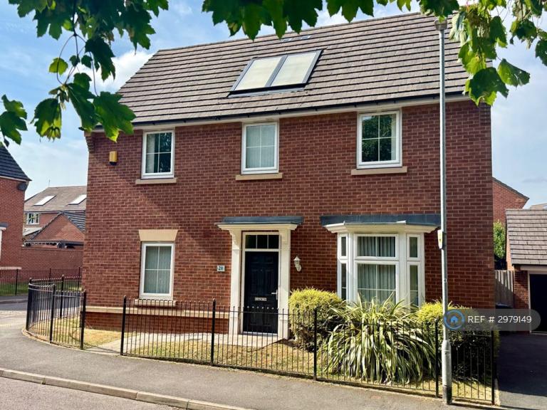 House Sutton Avenue in Newcastle-under-Lyme