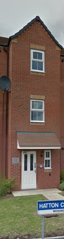 Flat Hatton Close in Redditch