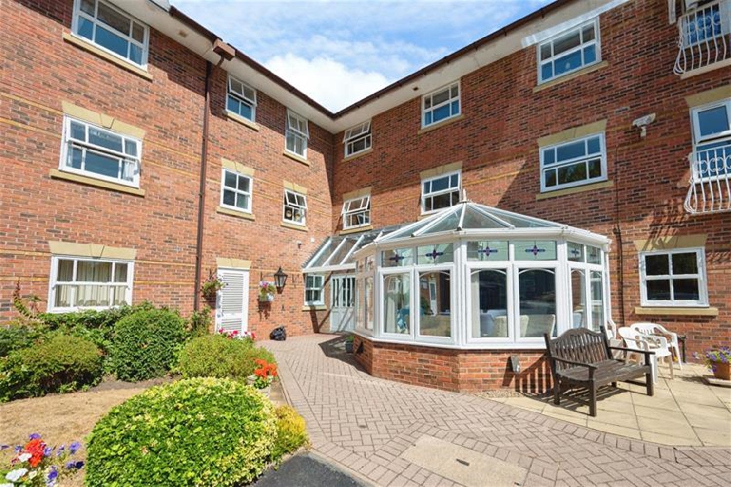 Flat Saltway in Wychavon