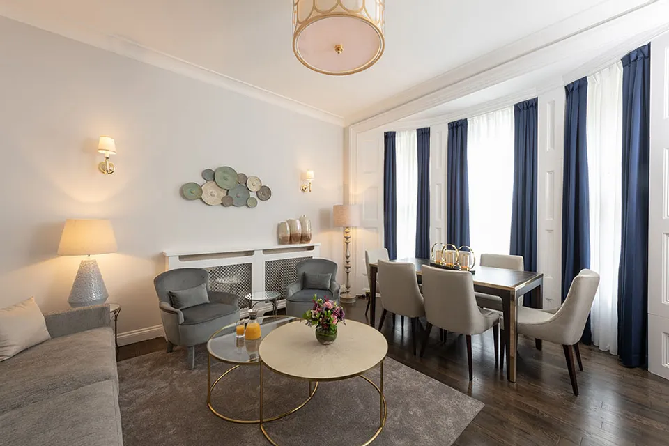 Flat Prince of Wales Terrace in Greater London