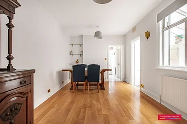 House Edgarley Terrace in Greater London