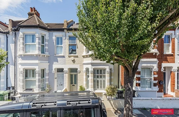 House Edgarley Terrace in Greater London