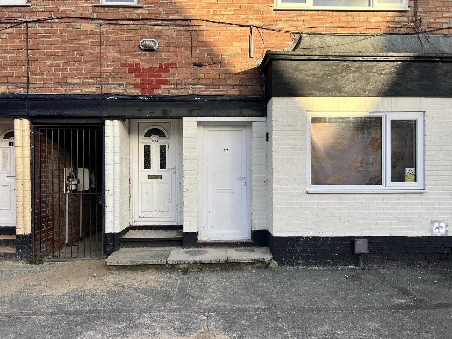 Flat Colescliffe Road in Scarborough