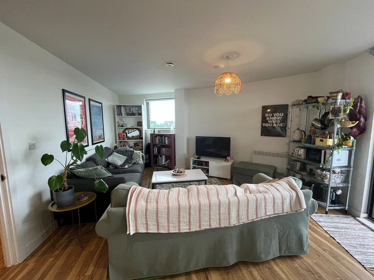 Flat Pomona Strand in Trafford