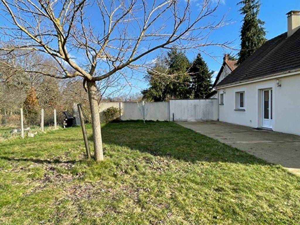 House Rue du Bouzeau in Chilleurs-aux-Bois