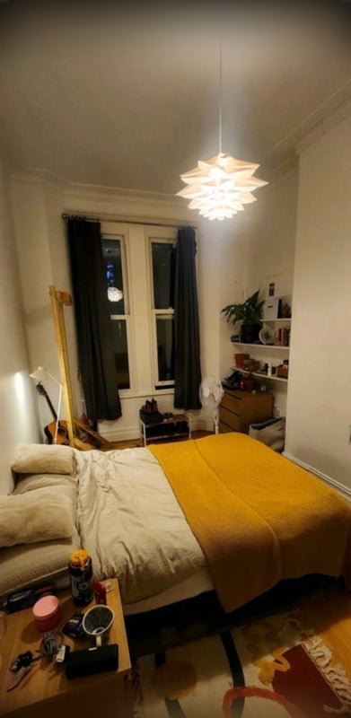 Room Coldharbour Road in Bristol