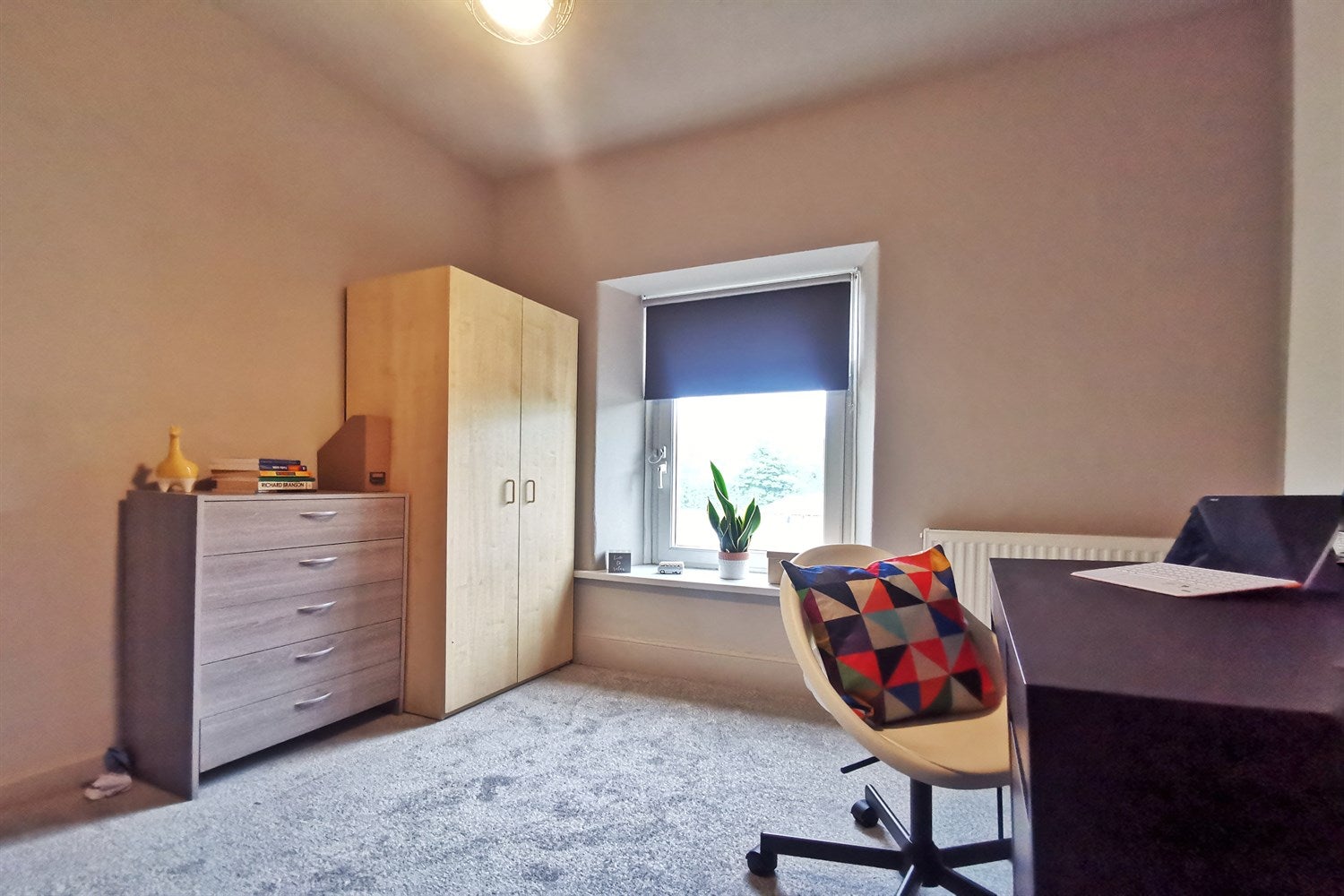 Room Broadway in Pontypridd