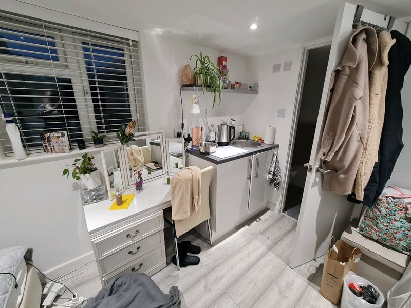 Room Grenfell Road in Bournemouth