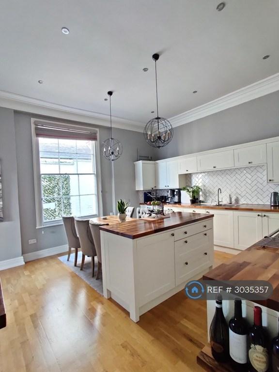 Flat Kenilworth Road in Royal Leamington Spa